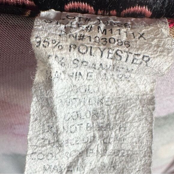 C’est La Vie desert sunset print vneck top size 1X - Picture 5 of 6